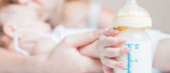 Foamy Breast Milk: 3 Causes and How to Prevent or Remove Bubbles