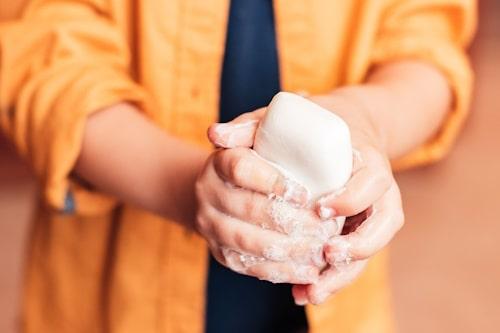 does dial antibacterial soap help acne