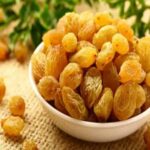 Raisins Benefits: रोजाना एक मुट्ठी किशमिश खाने से मिलते हैं ये 10 फायदे, होती हैं ये बीमारियां दूर