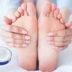 Beneficios de poner Vick Vaporub en los pies antes de dormir