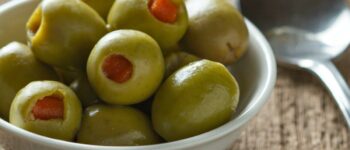 Stuffed Olives: Garlic to Feta - Recipes & Benefits Explored