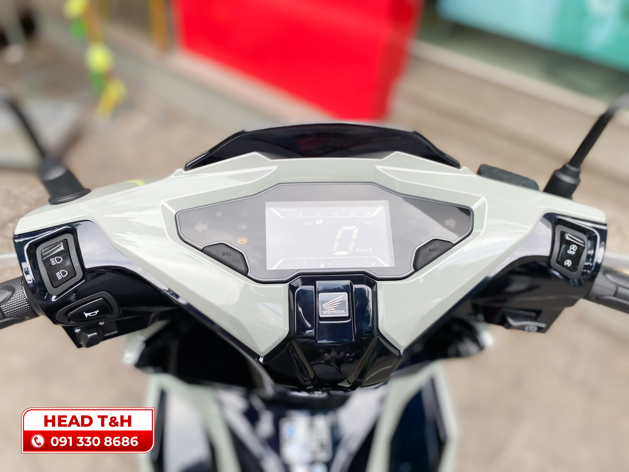 Mặt đồng hồ LCD hiển thị thông số vận hành trên Honda Air Blade 160i
