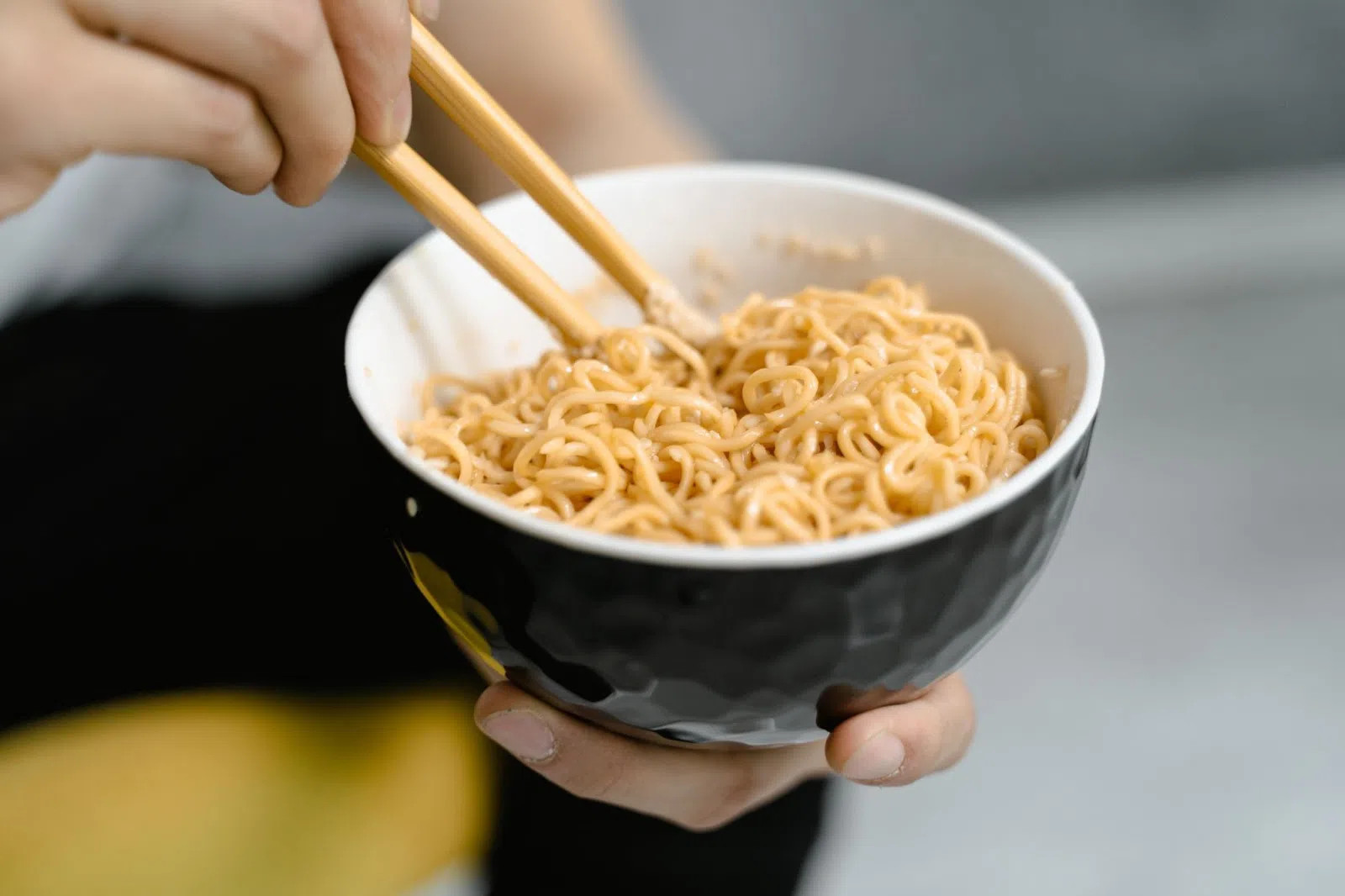 Mì giấy ăn liền và bảng thành phần dinh dưỡng